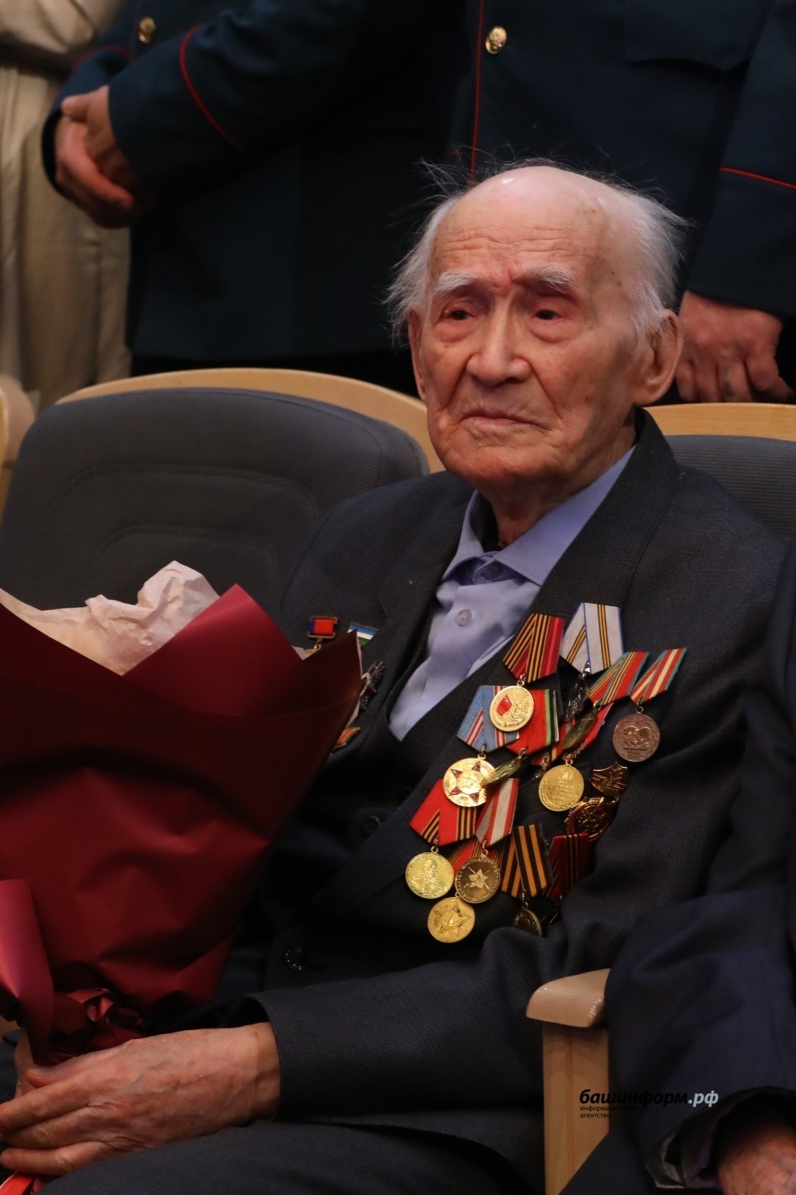 Олег Яровиков