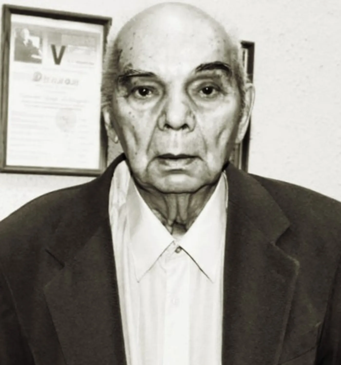 Анатолий Иванов