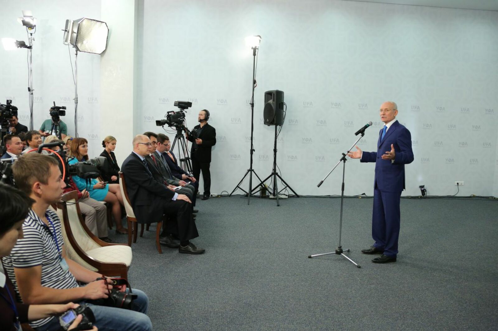 Андрей Старостин