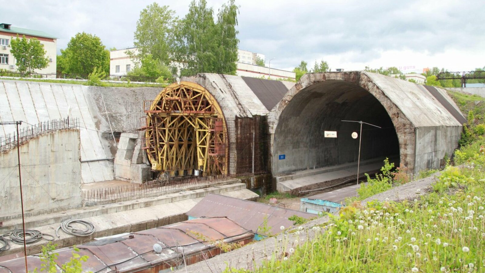 Олег Яровиков