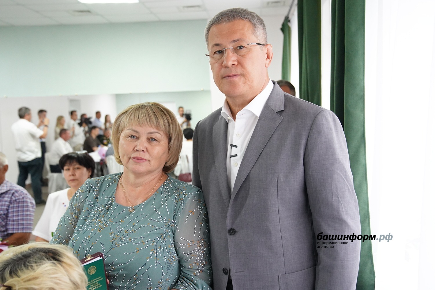 Олег Яровиков