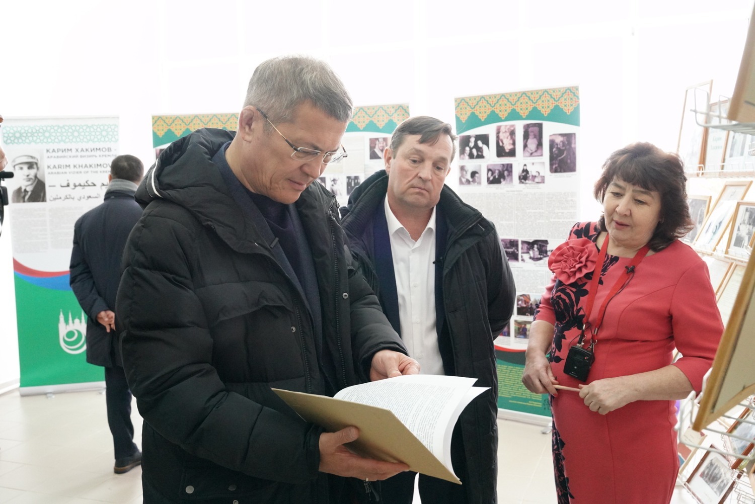 Олег Яровиков