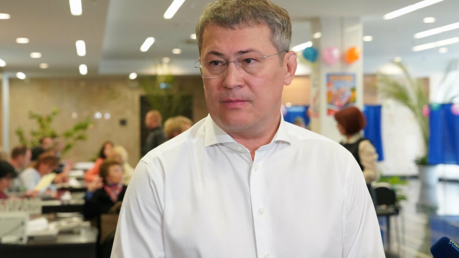 Олег Яровиков