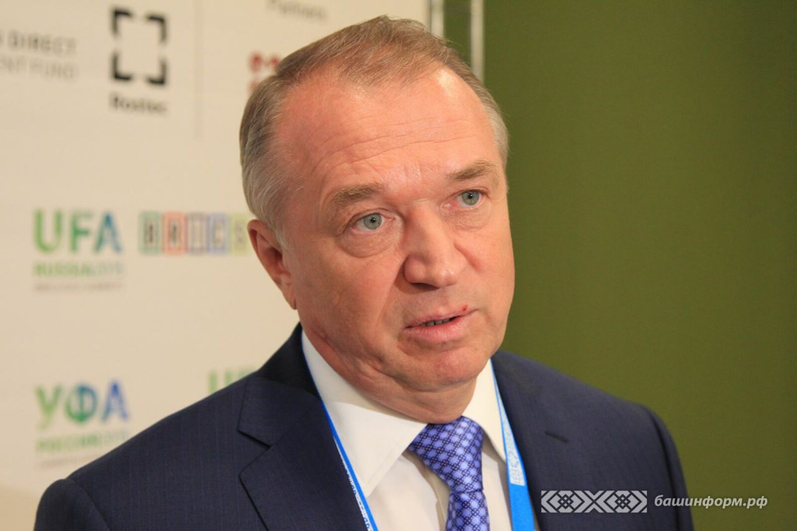 Олег Яровиков