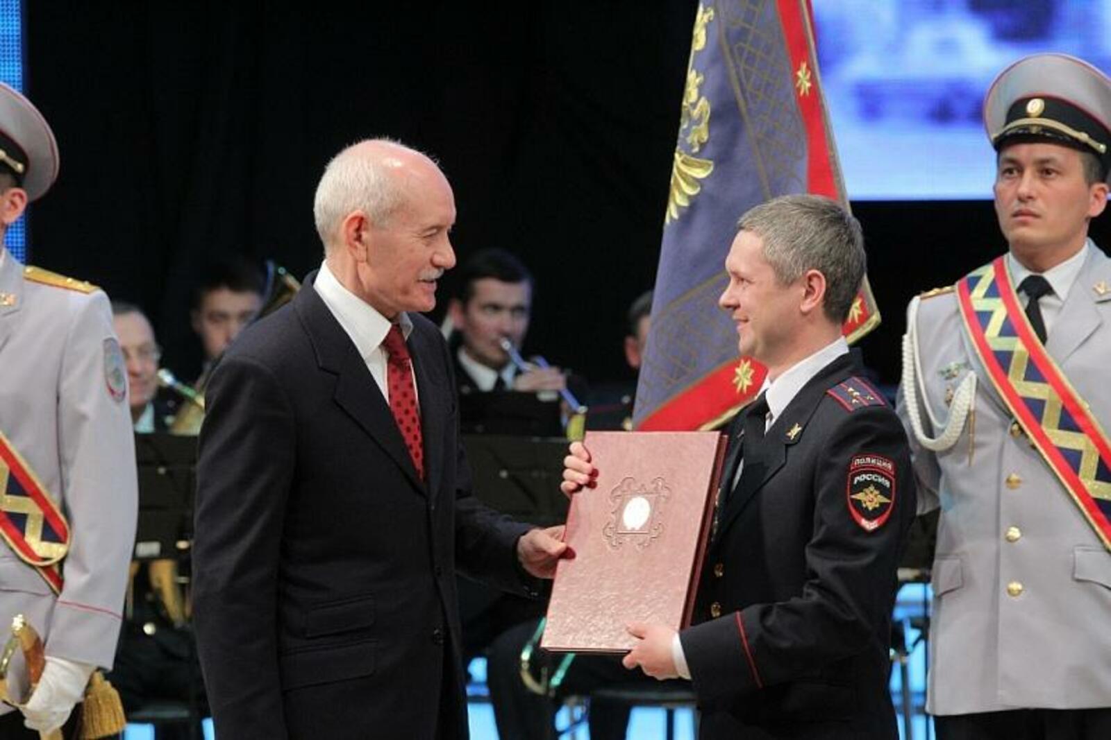 Олег Яровиков