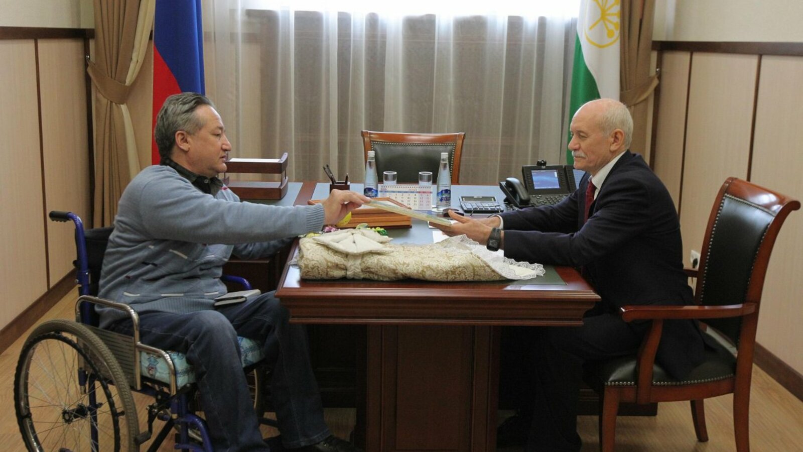 Олег Яровиков