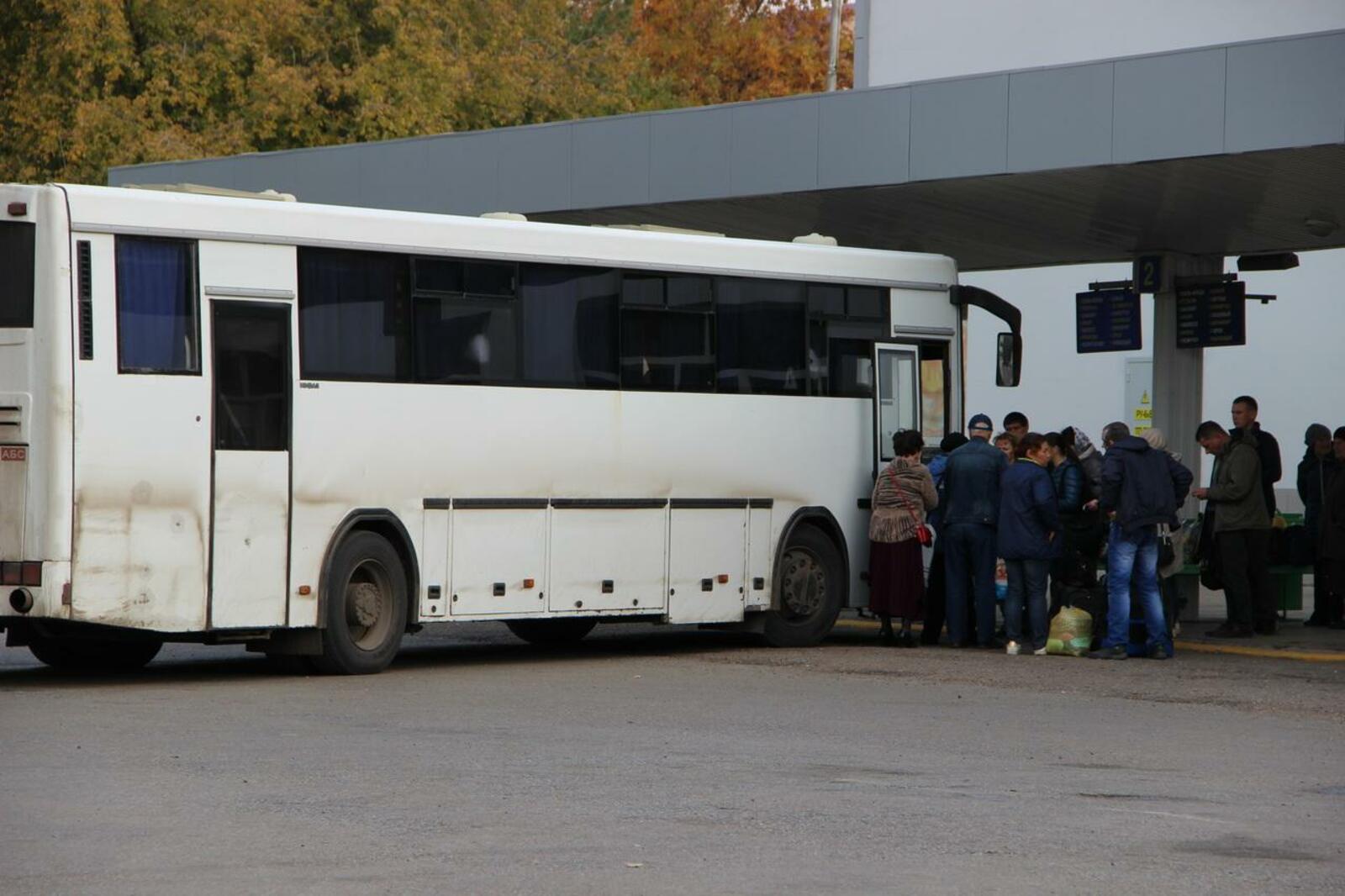 автор