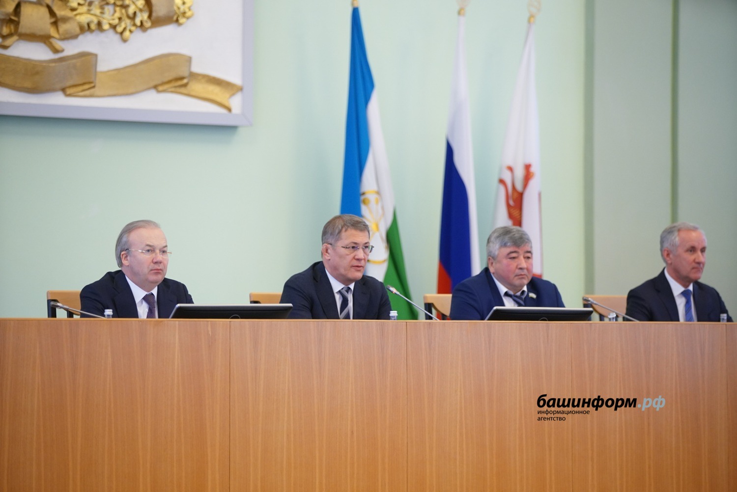 Олег Яровиков