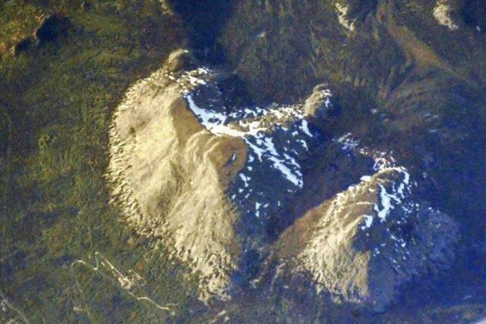 уральские горы со спутника