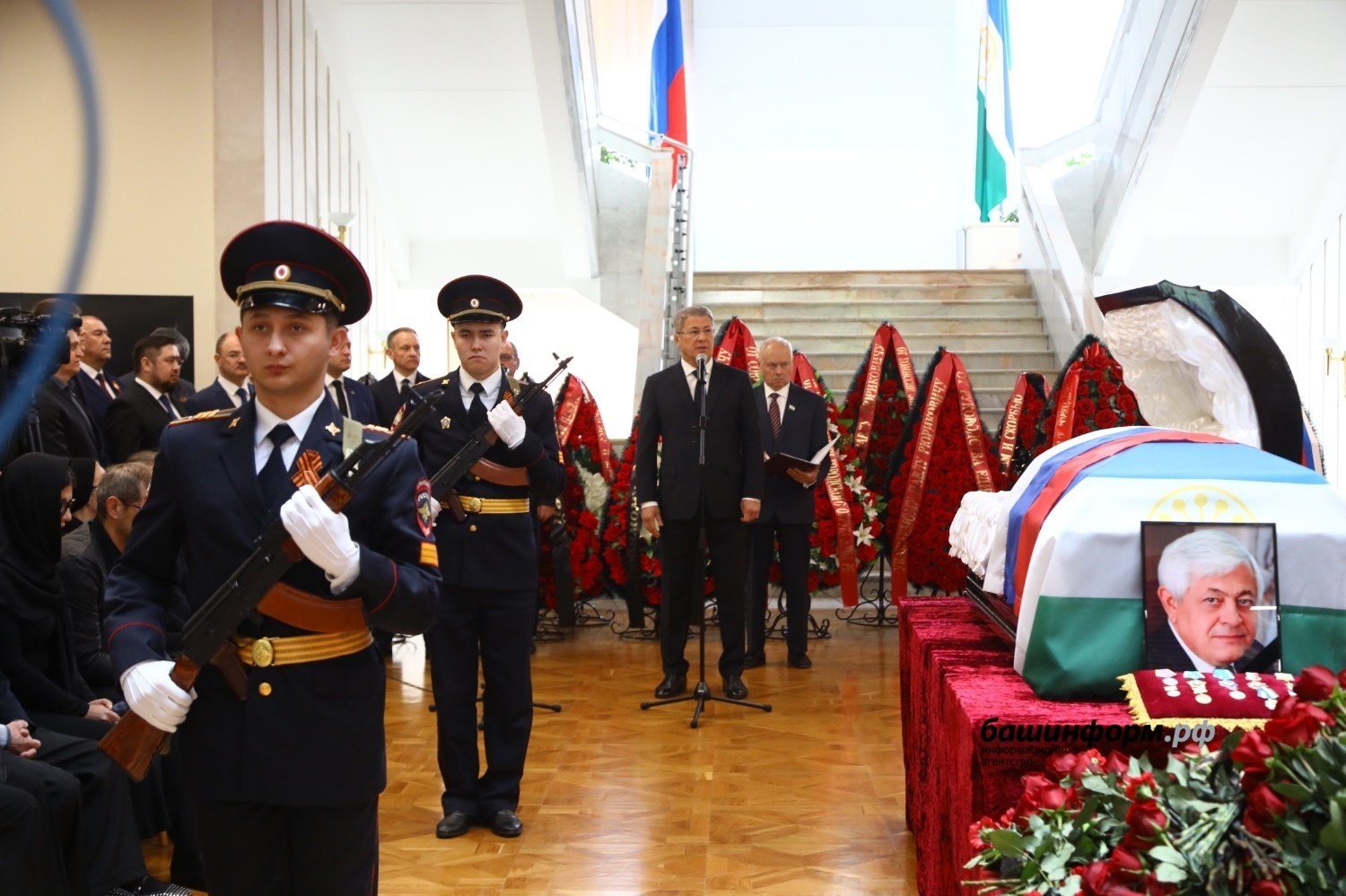 Валерий Шахов