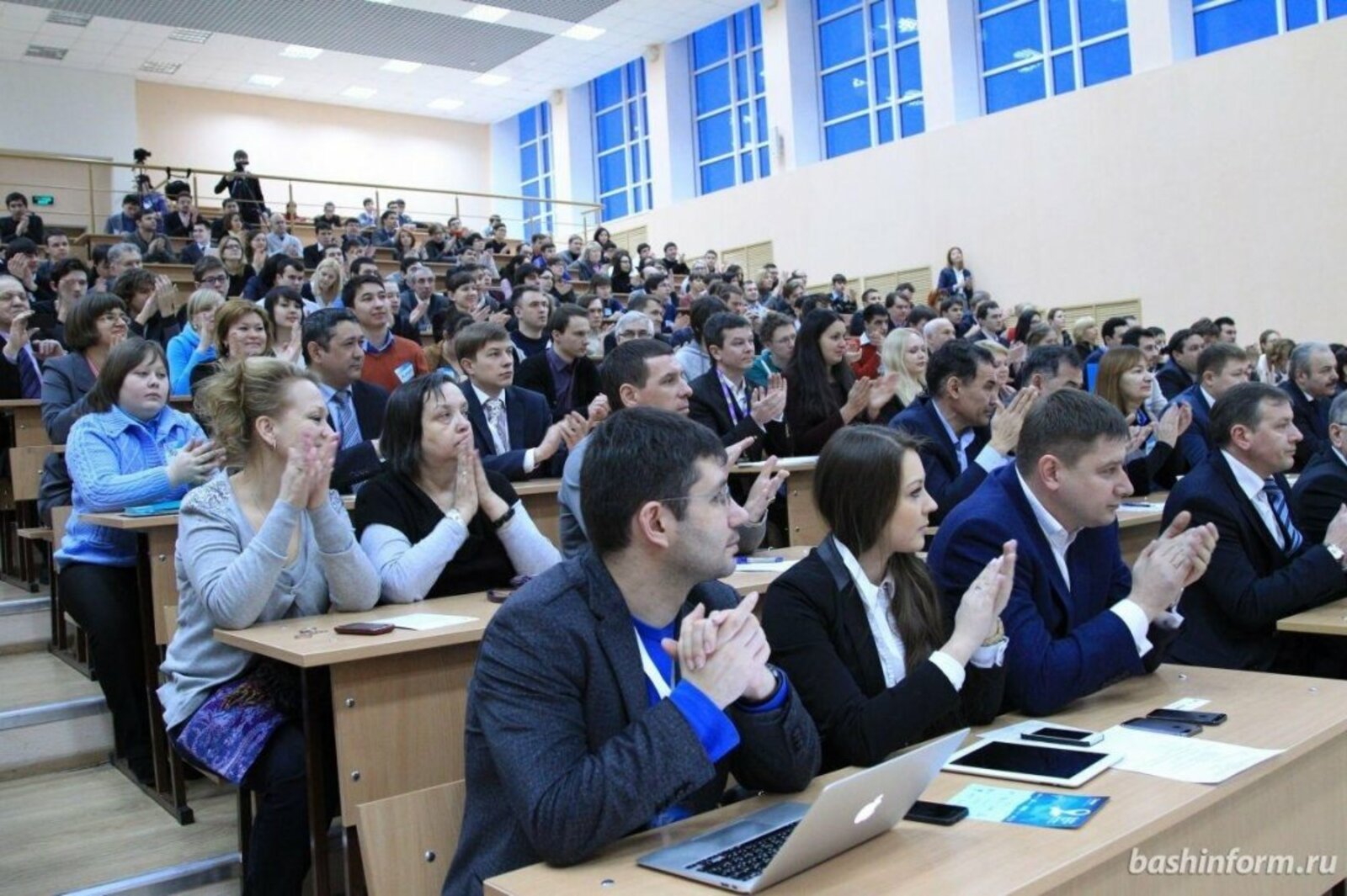 Олег Яровиков