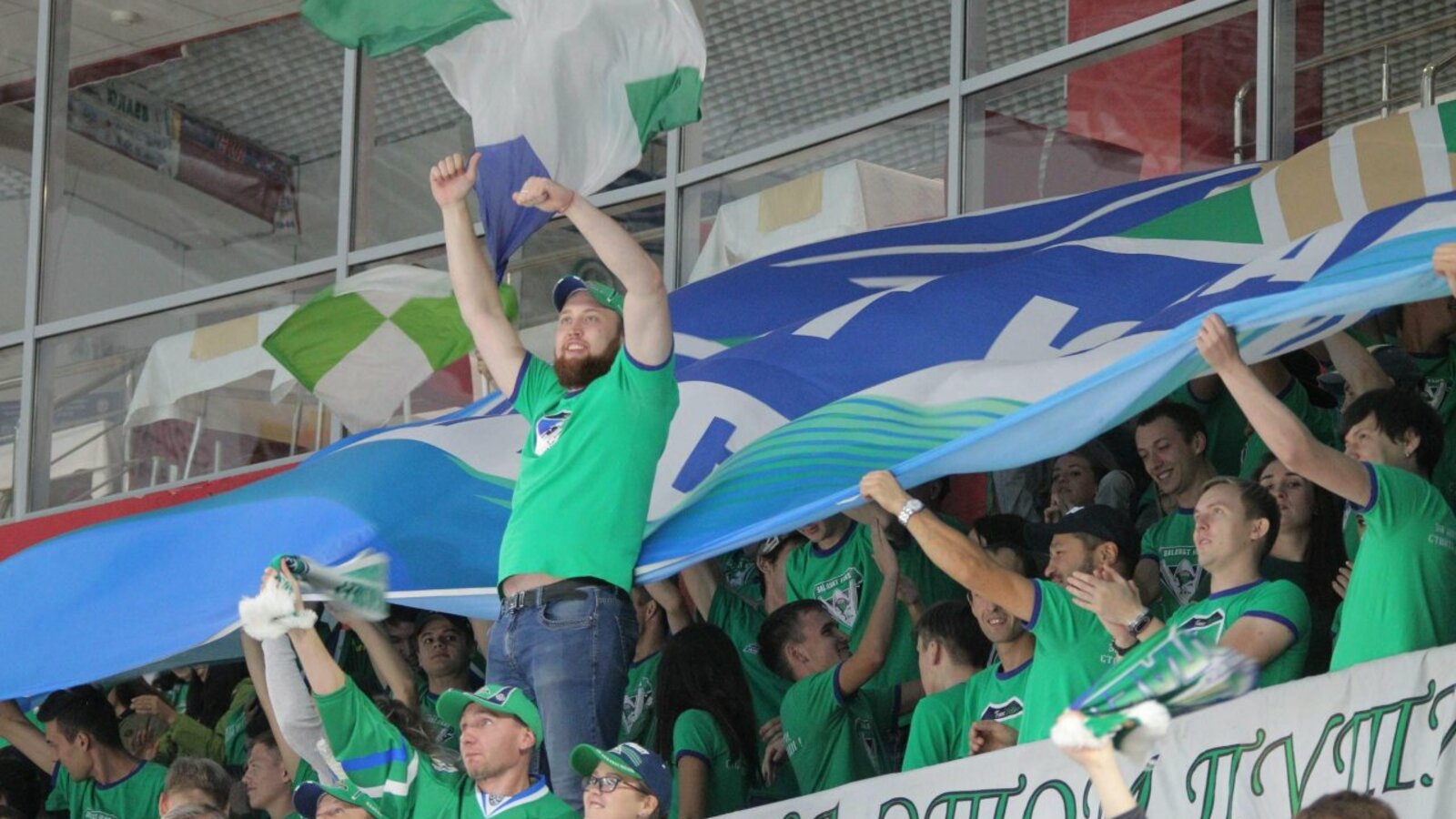 Олег Яровиков