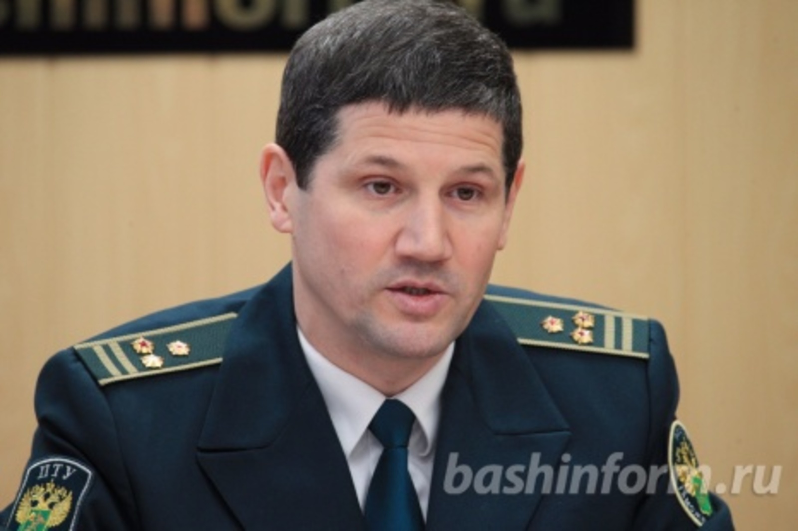 Олег Яровиков