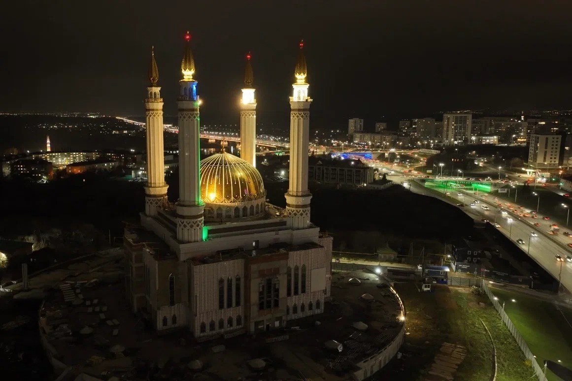 Азат Мухамедьянов  glavarb.ru