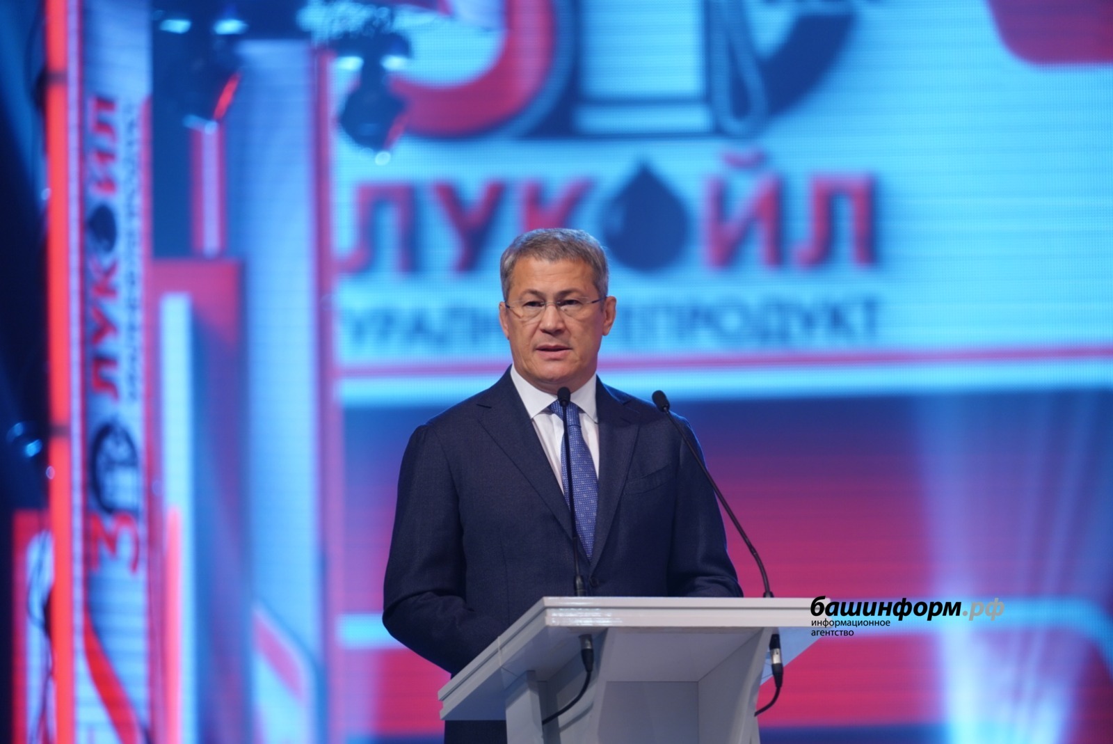 Олег Яровиков