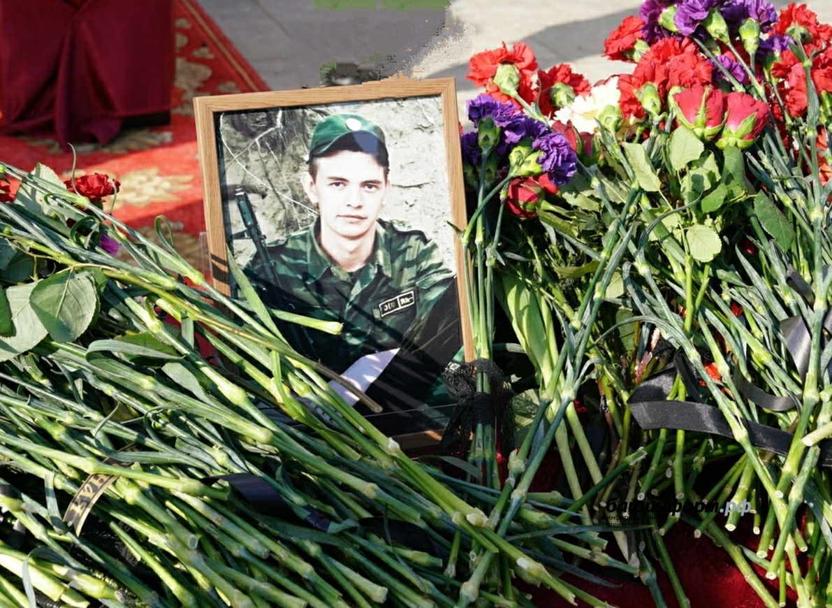 Олег Яровиков