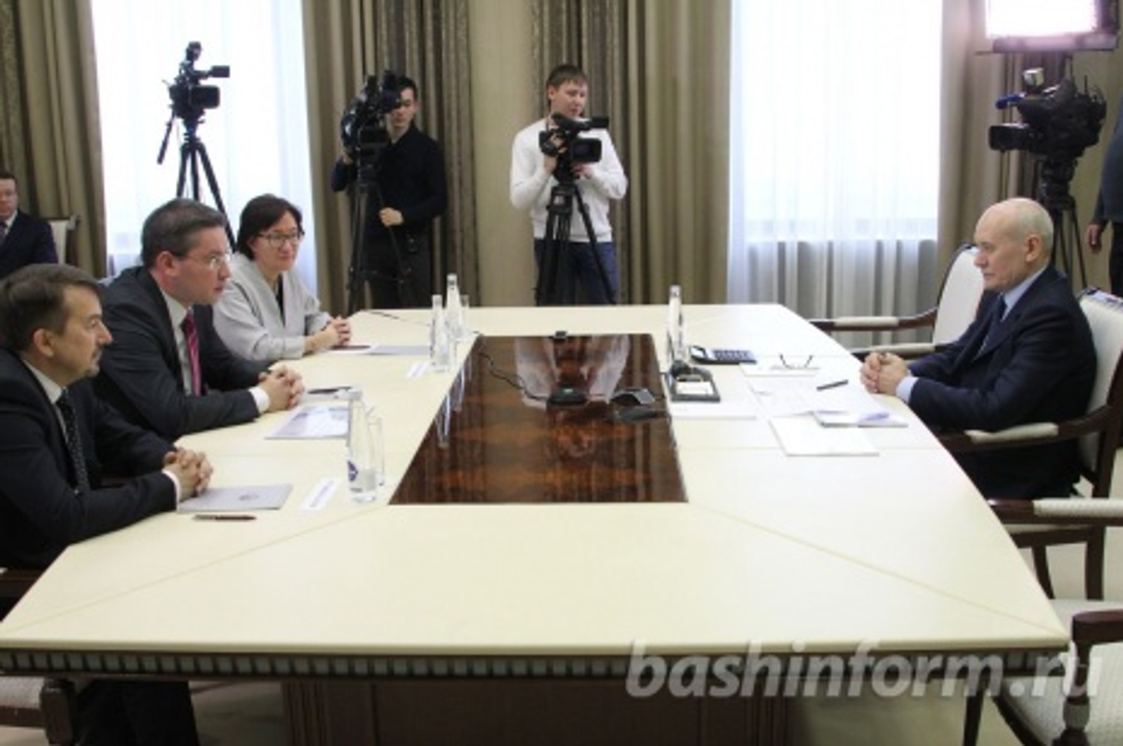 Олег Яровиков