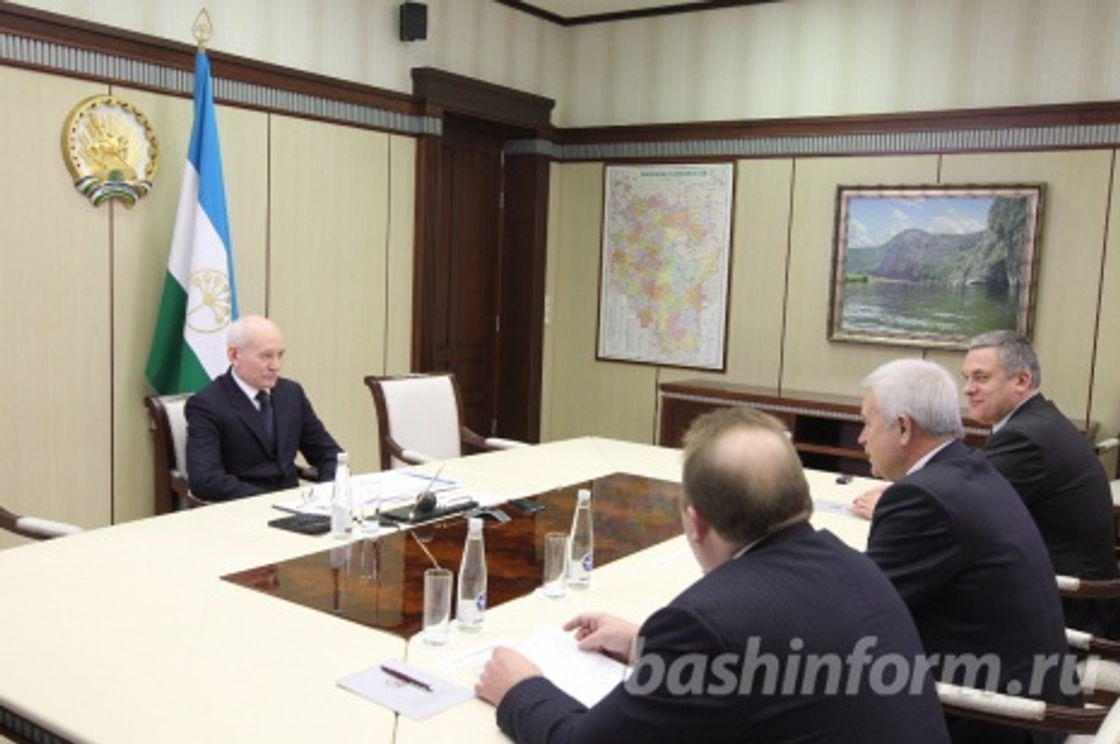 Олег Яровиков