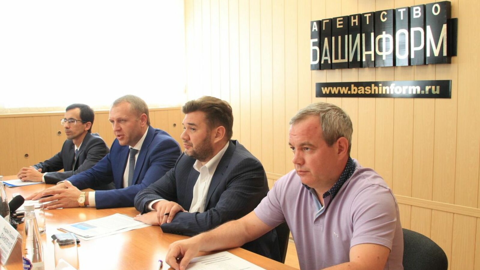 Олег Яровиков