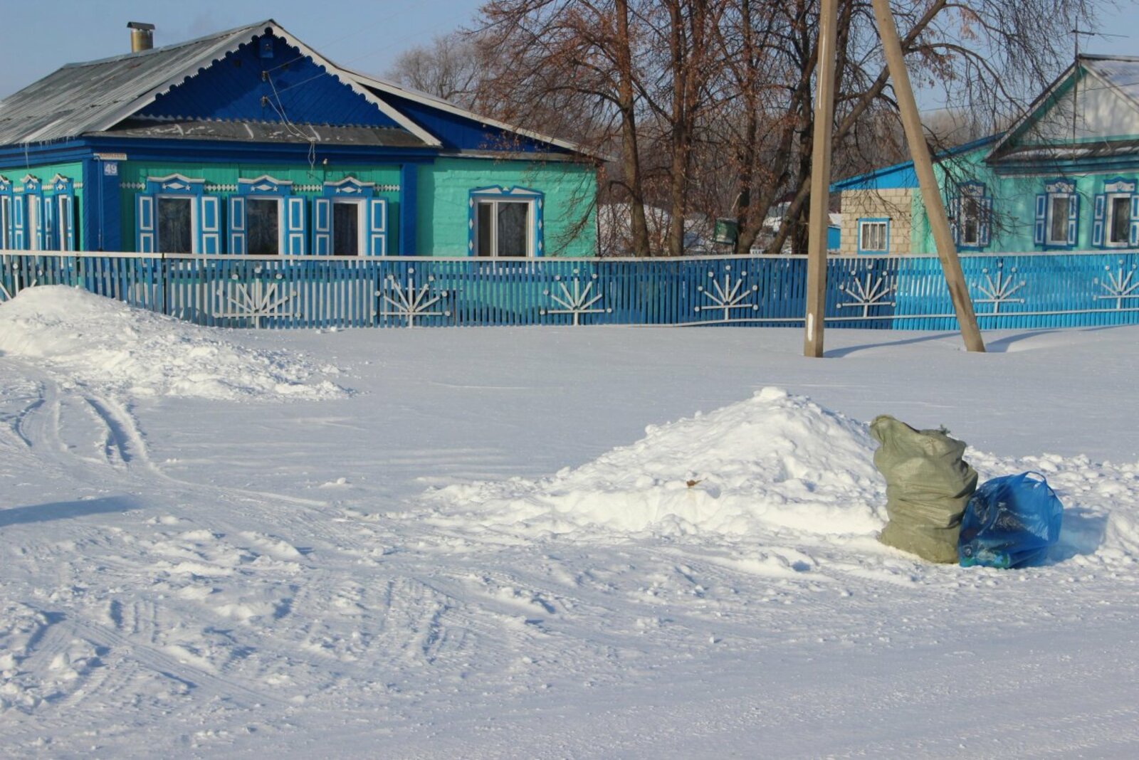 автор