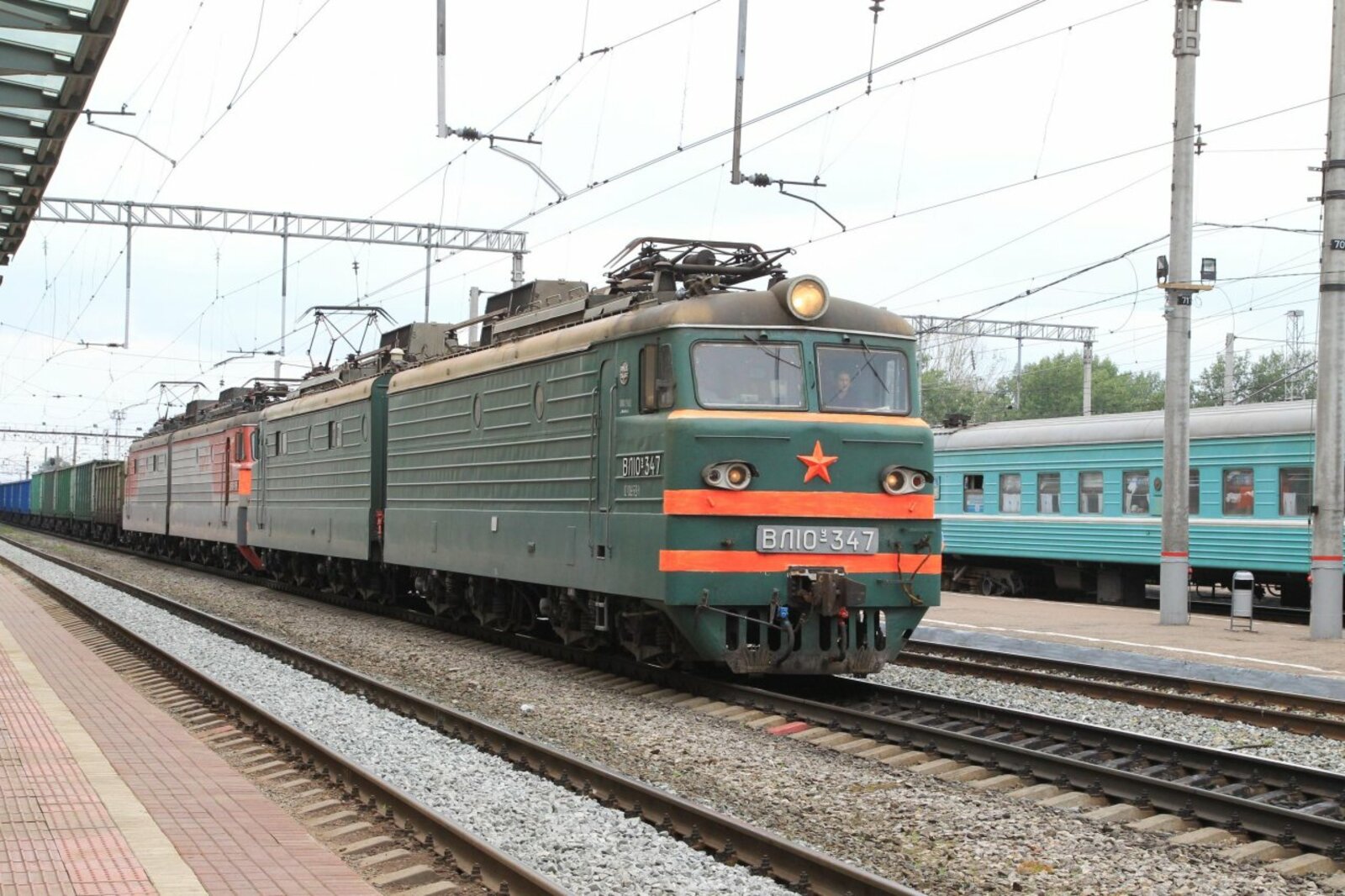 Олег Яровиков