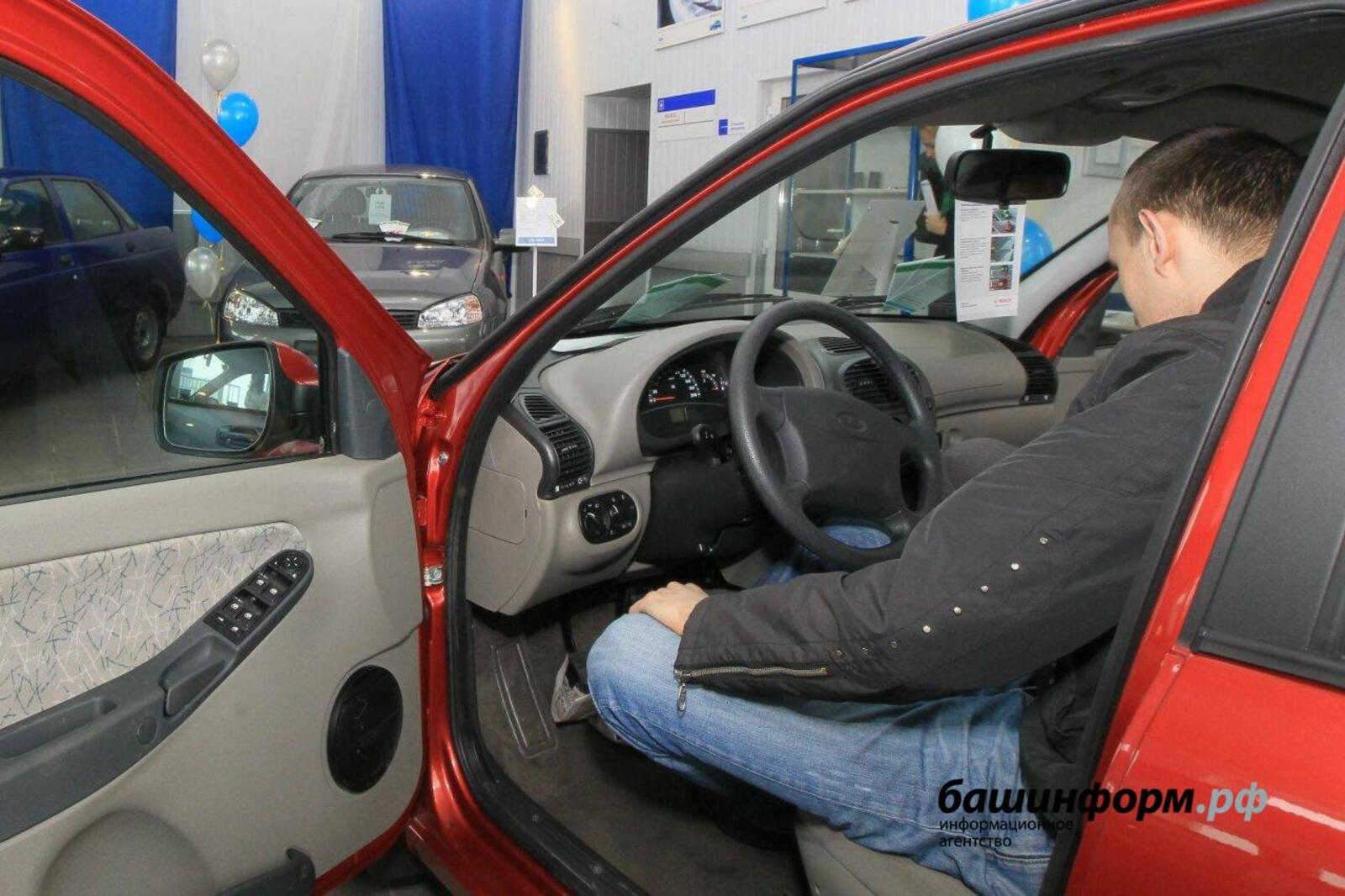 Андрей Старостин