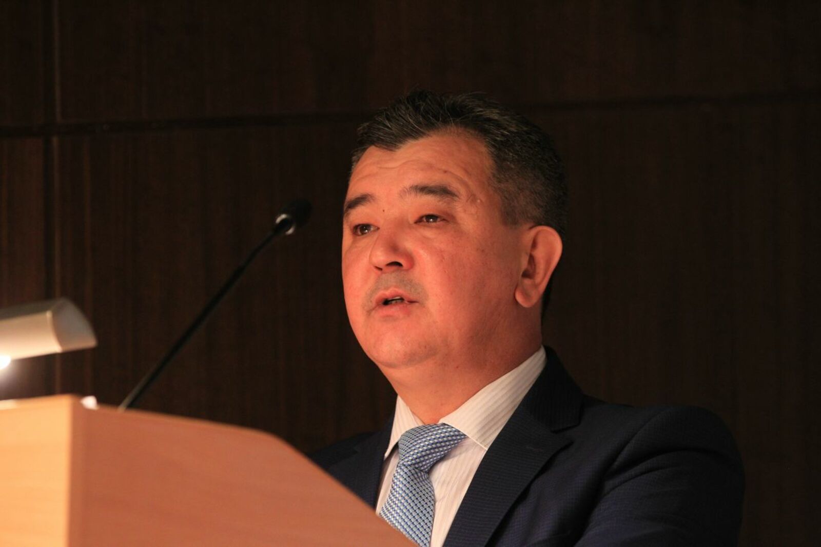 Олег Яровиков
