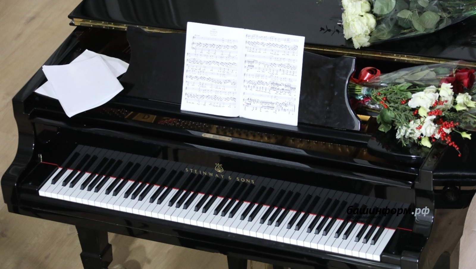 Детская музыкальная школа села Месягутово получила новые инструменты и учебную литературу