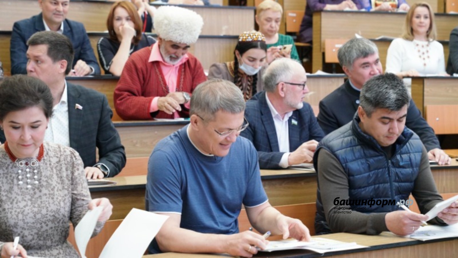 Олег Яровиков