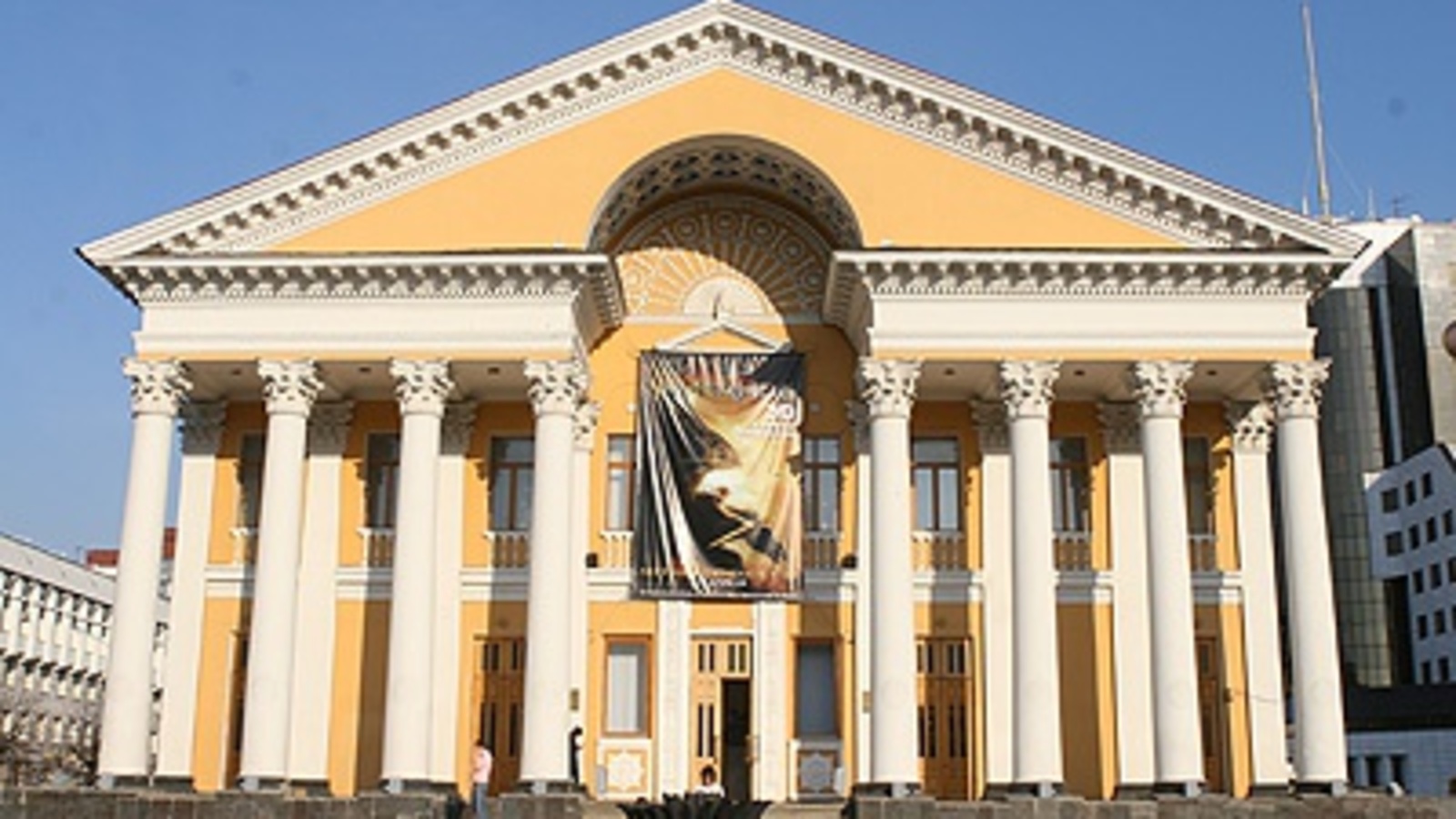 Андрей Старостин