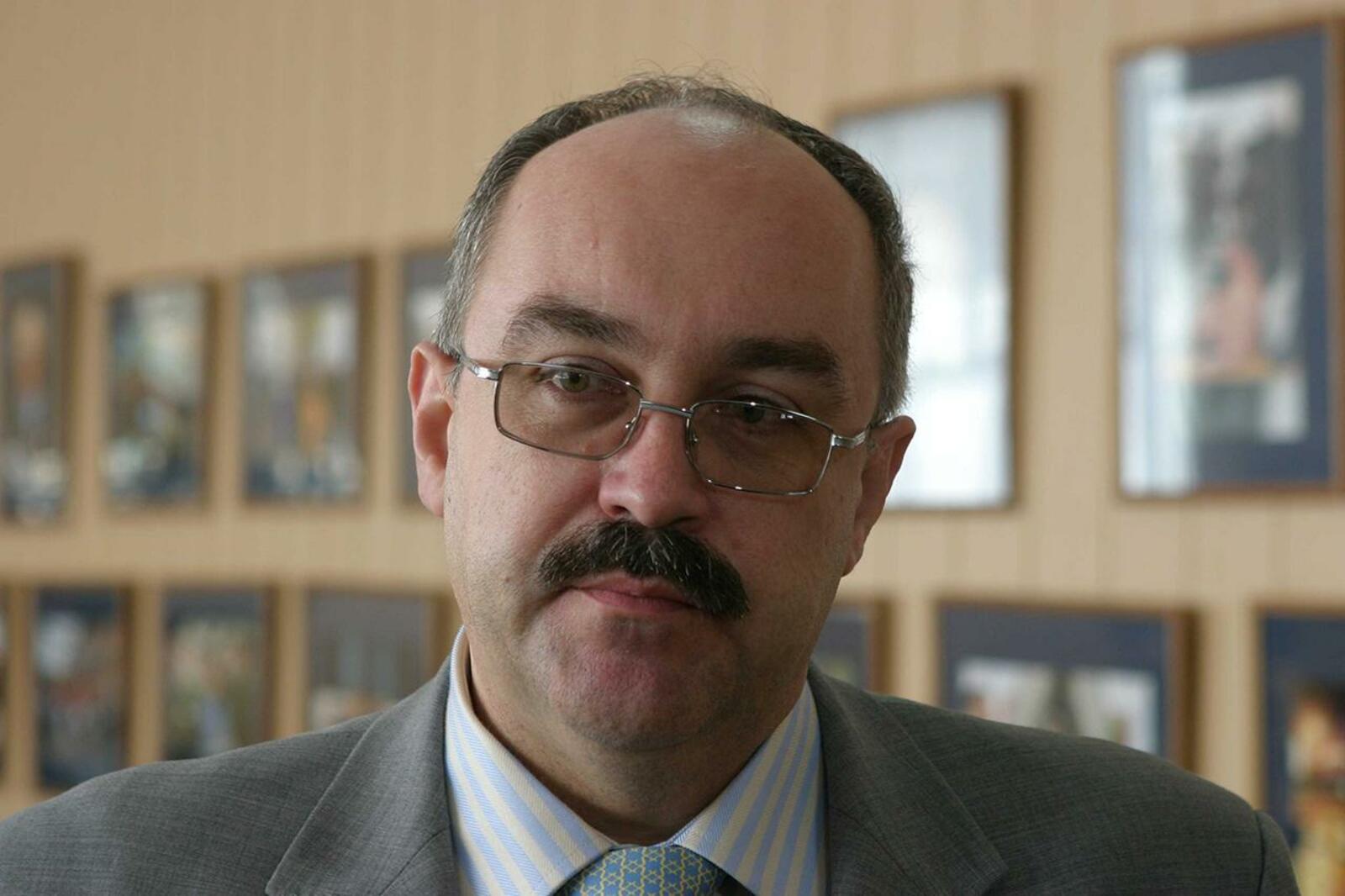 Олег Яровиков