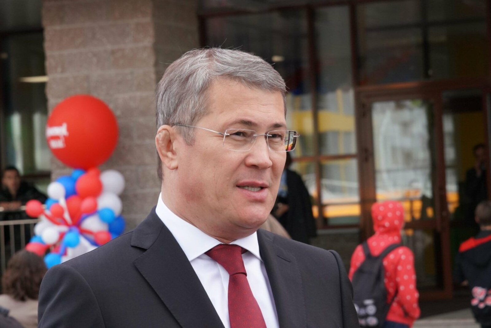 Олег Яровиков