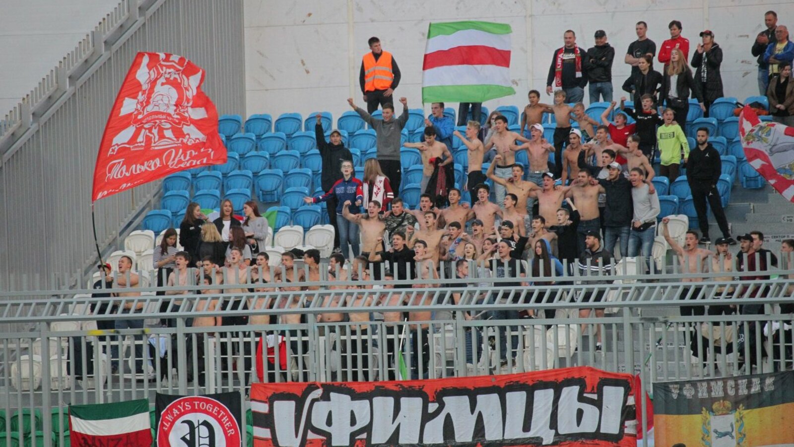 Олег Яровиков