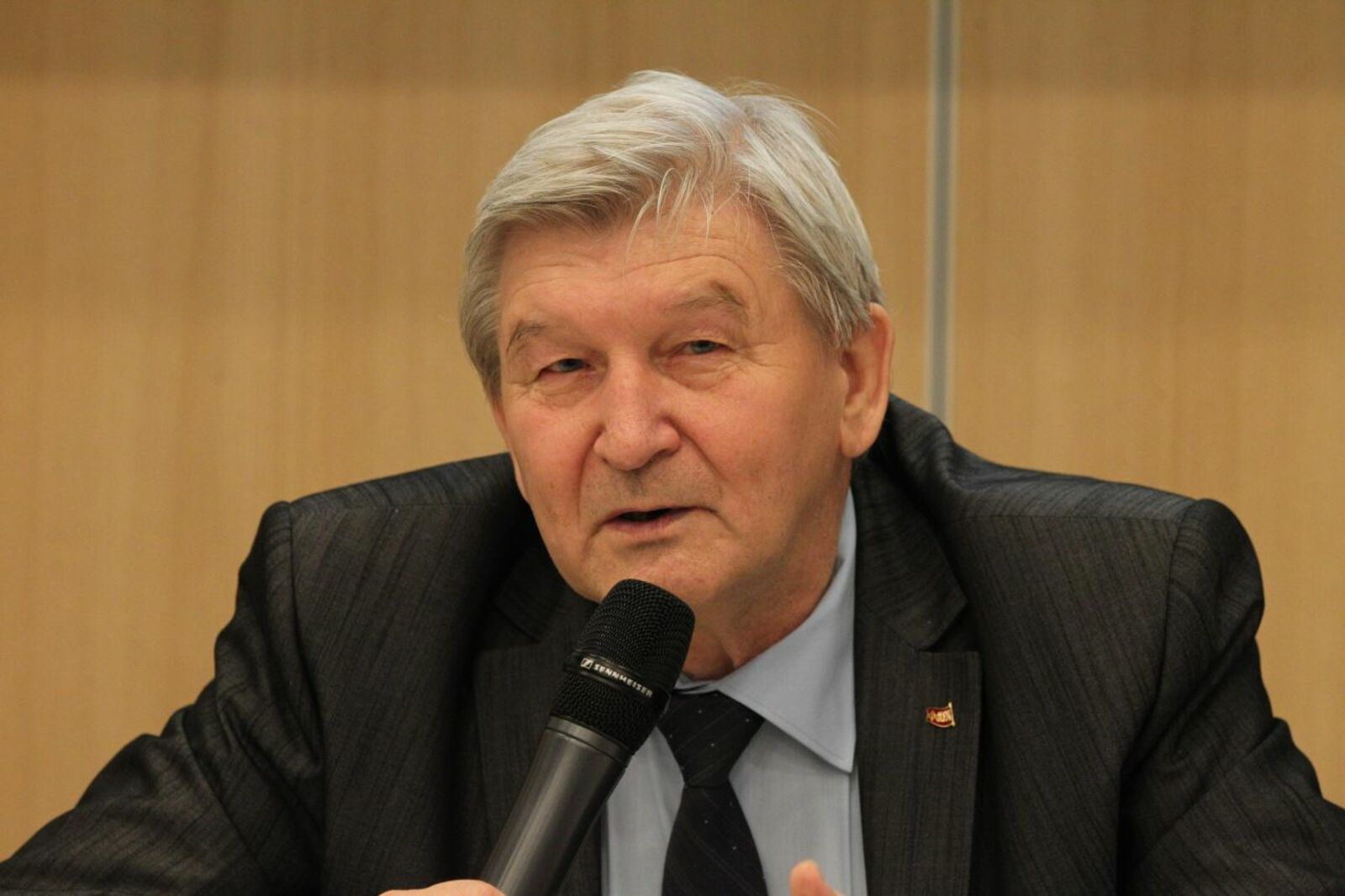 Олег Яровиков