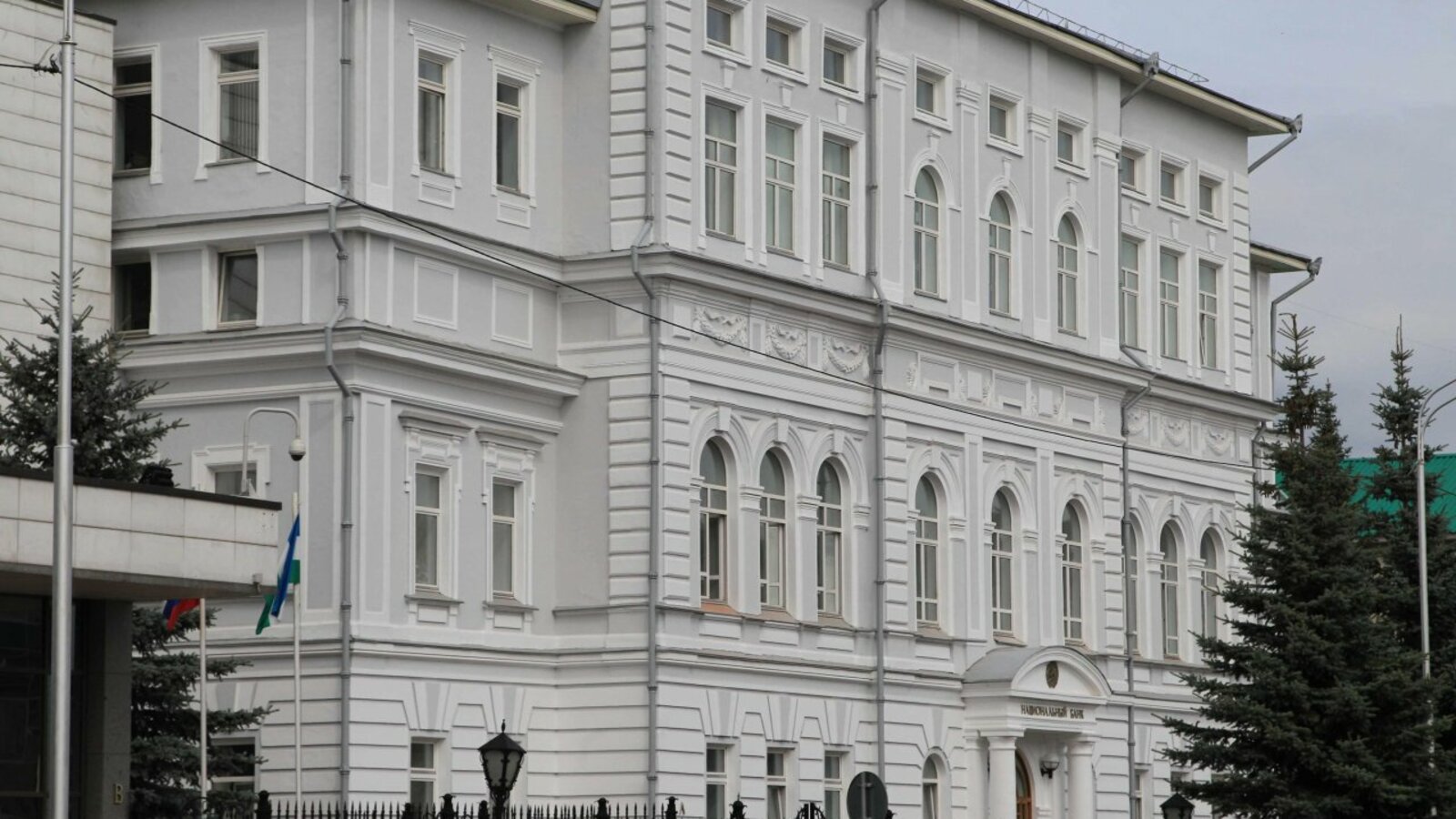 Олег Яровиков