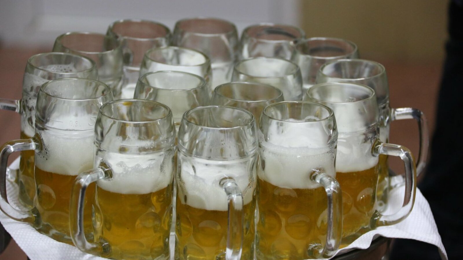 Андрей Старостин