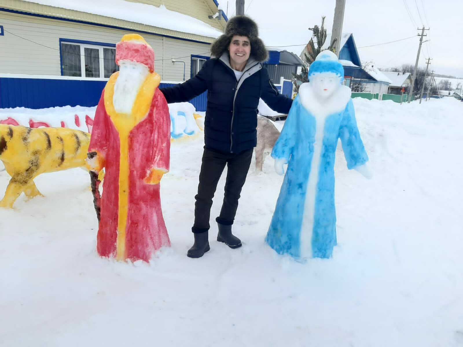 В селе Метевбаш местный умелец создал новогоднюю сказку!