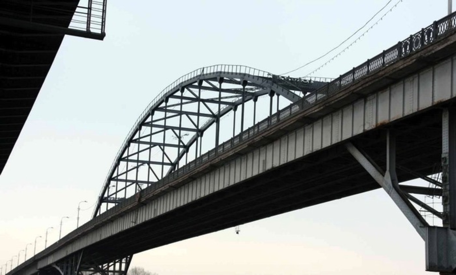 Рустэм Хамитов пообещал завершить ремонт Бельского моста в Уфе до лета
