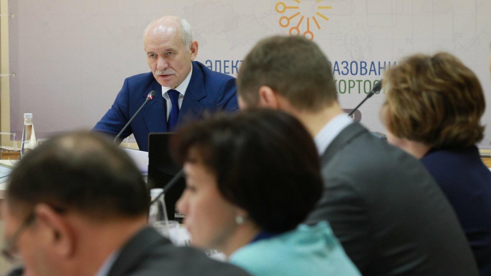 Олег Яровиков