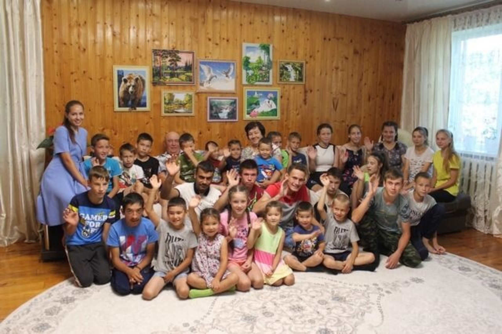 В самой большой приемной семье в Башкирии воспитывают 33 ребенка