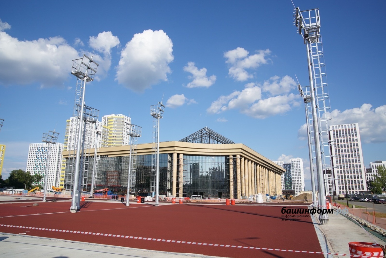 Олег Яровиков