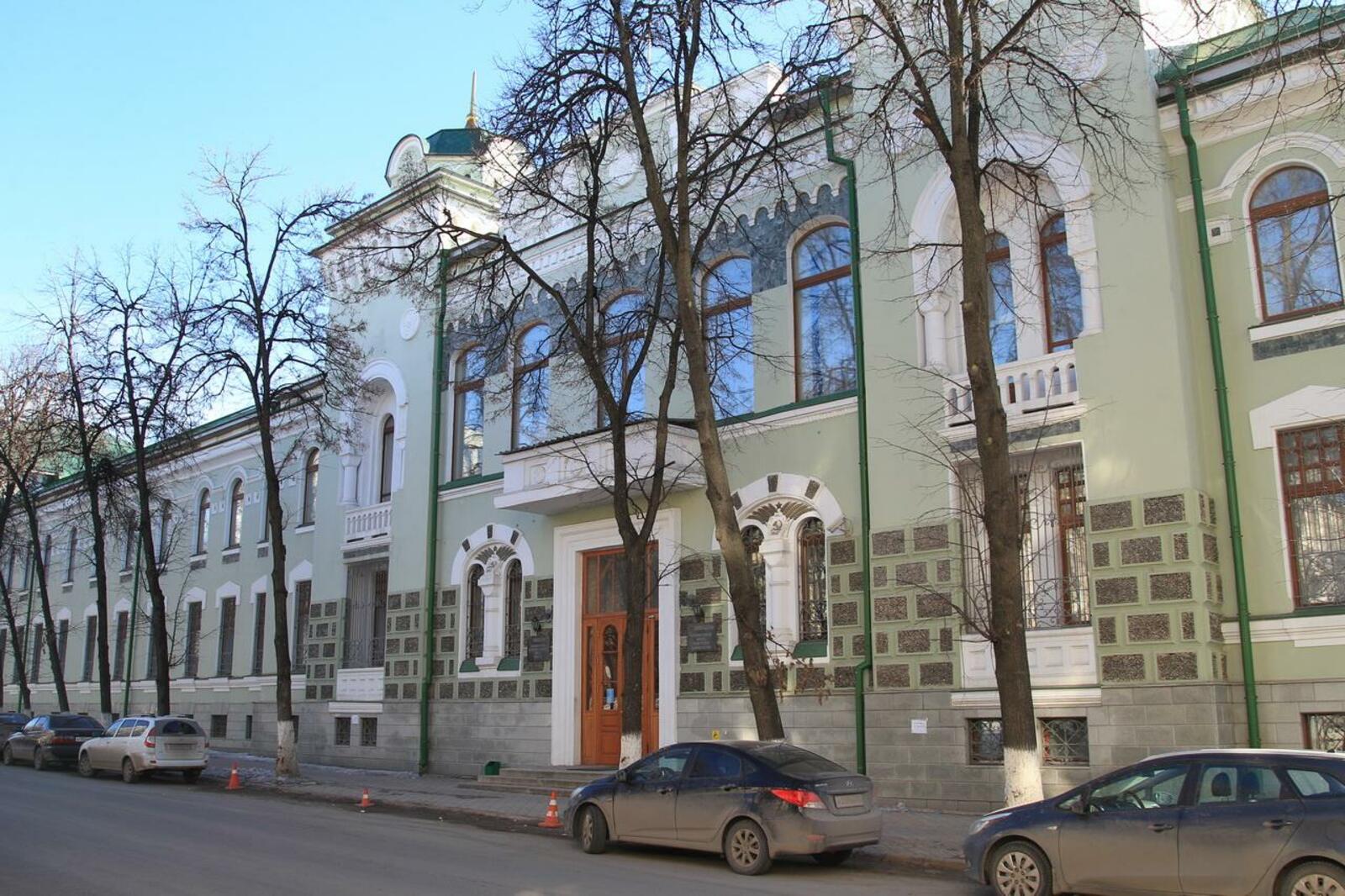 Олег Яровиков