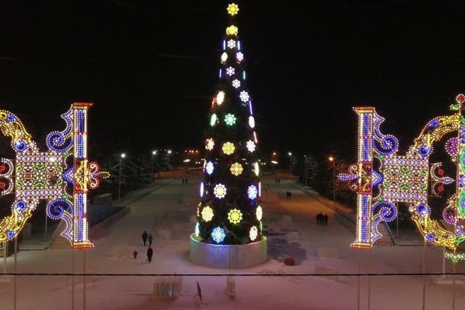 https://www.facebook.com/radiyhabirov/