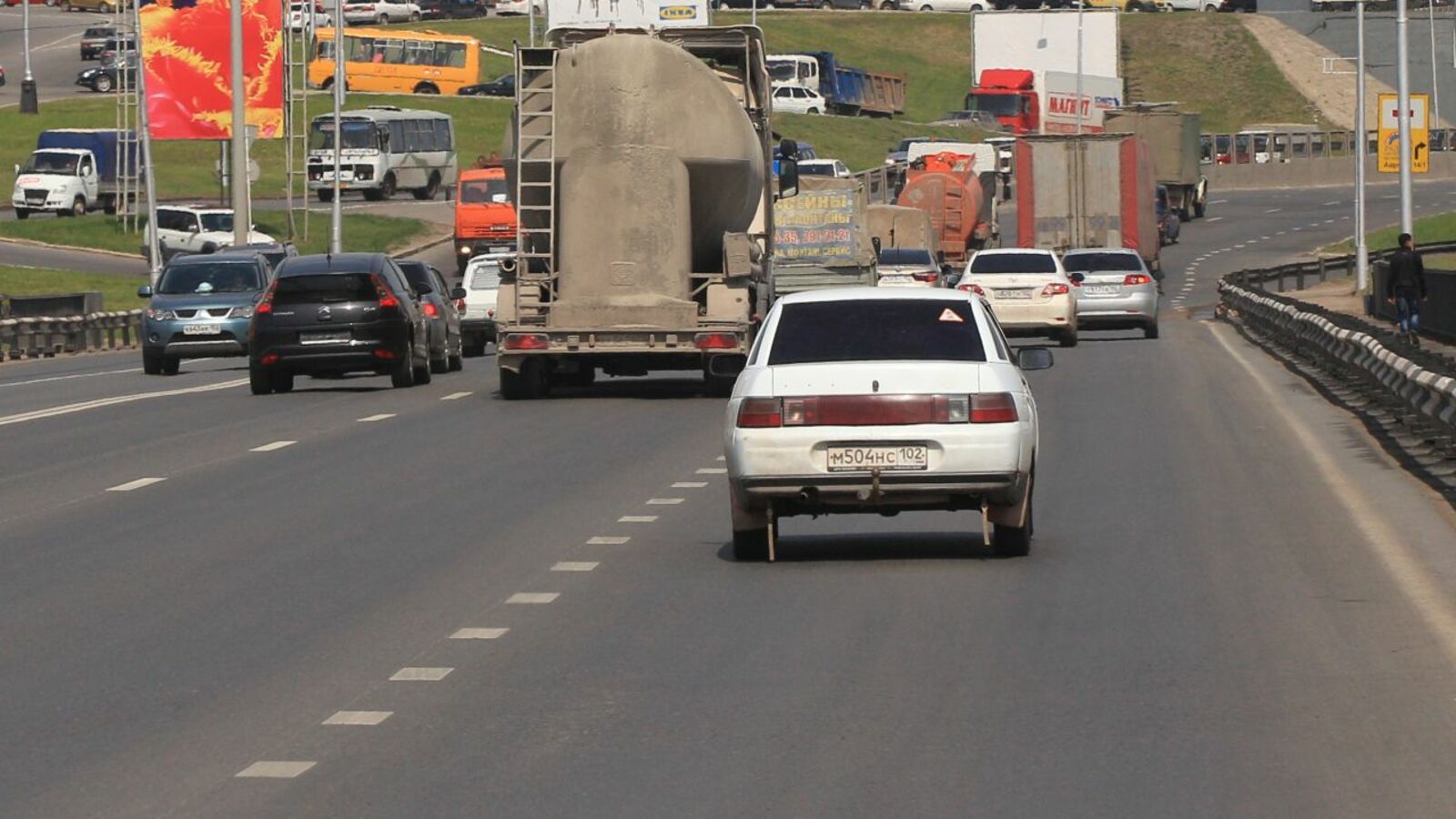 Олег Яровиков