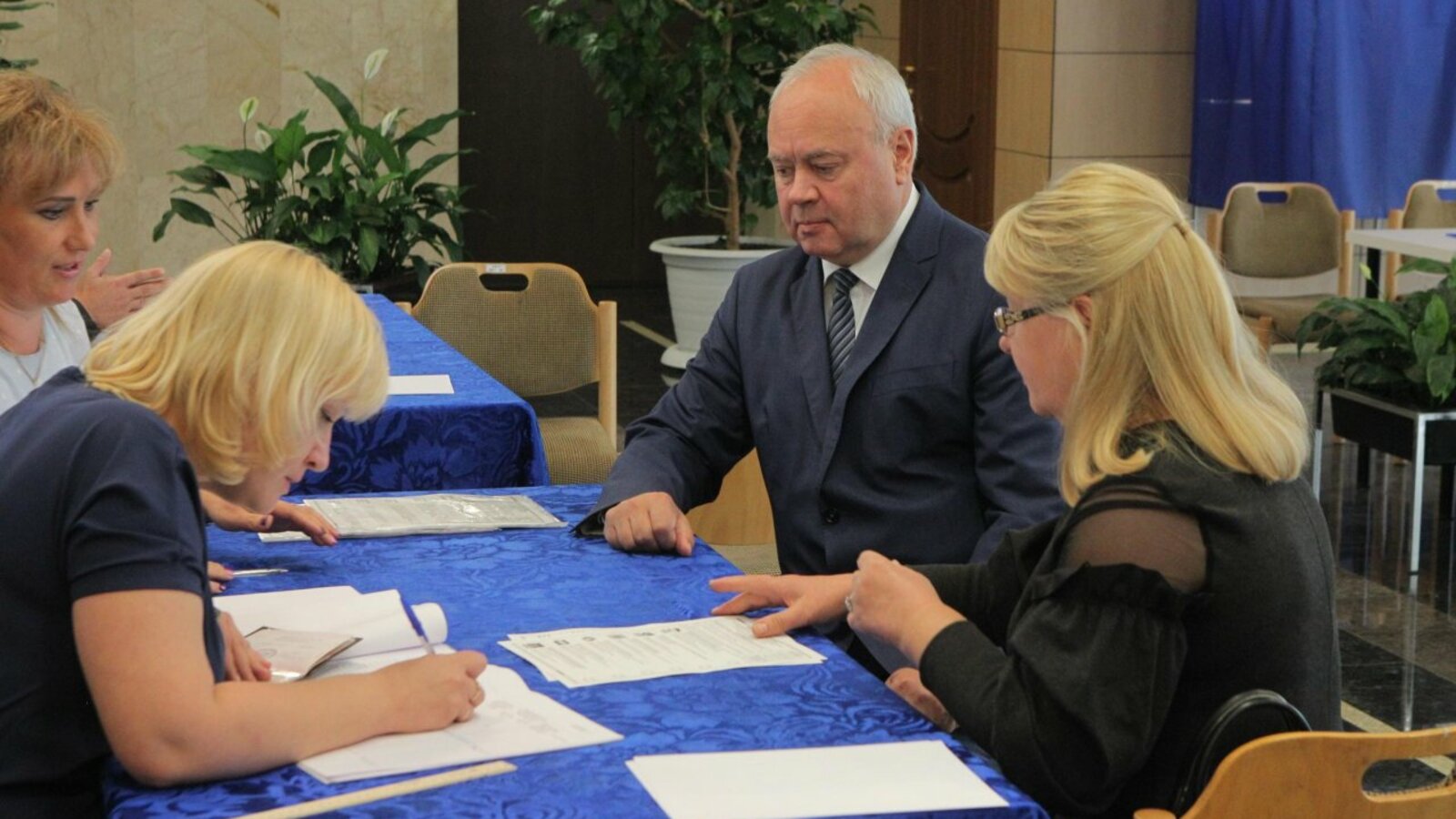 Олег Яровиков