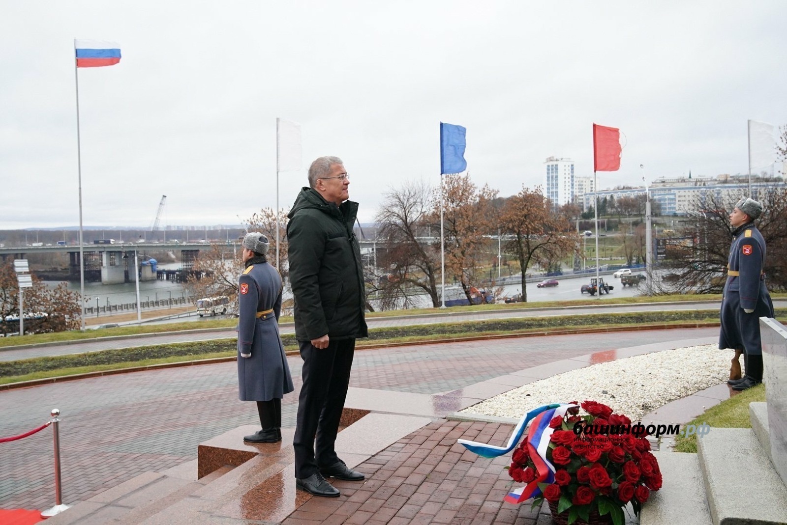 Олег Яровиков