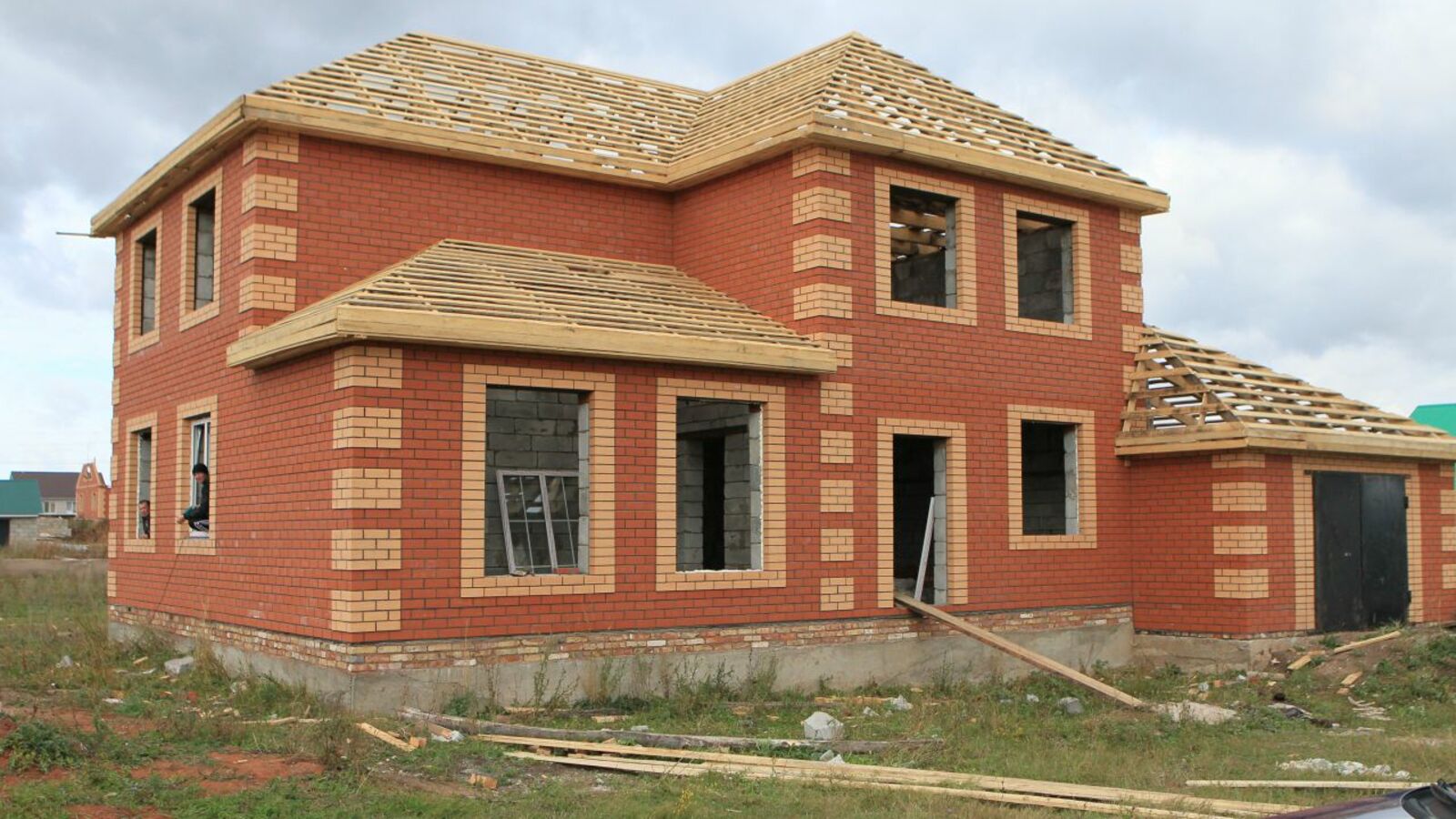 Олег Яровиков