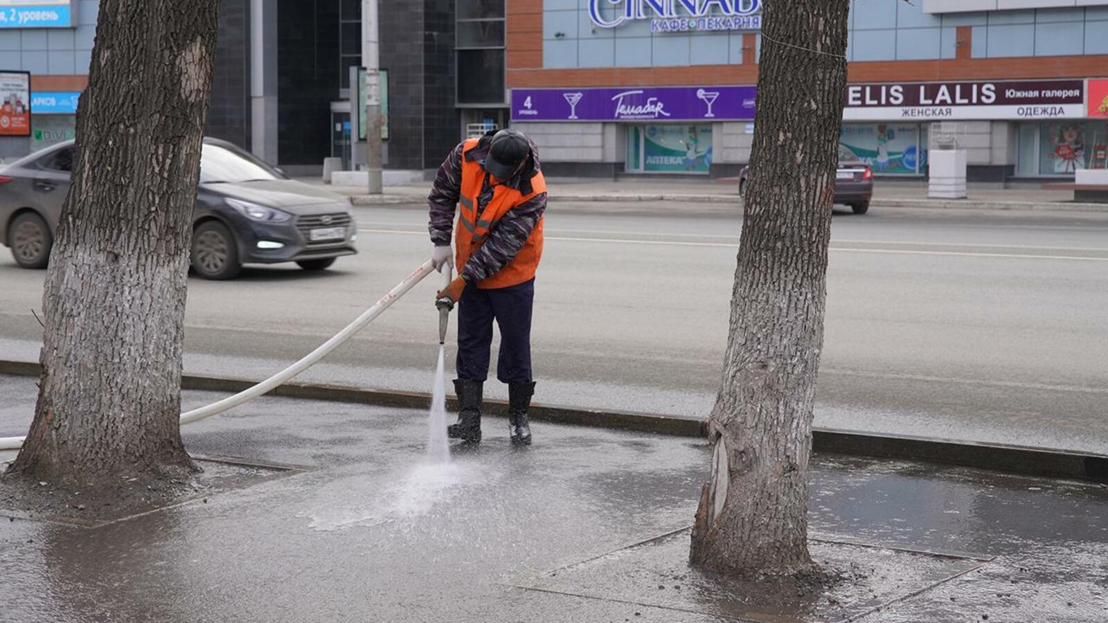 Олег Яровиков