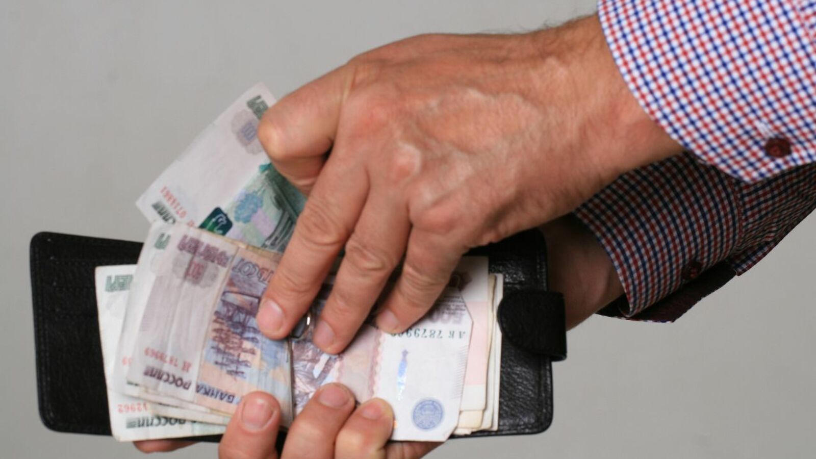 Андрей Старостин