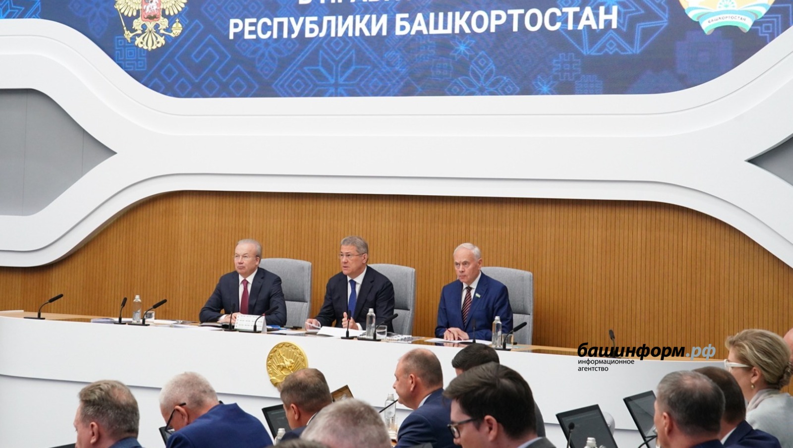 Олег Яровиков